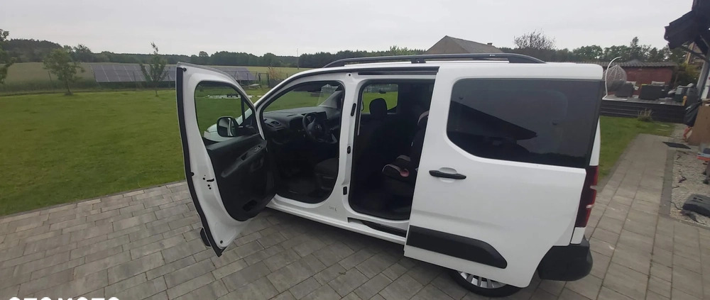Toyota Proace City Verso cena 72900 przebieg: 65573, rok produkcji 2020 z Oborniki małe 497